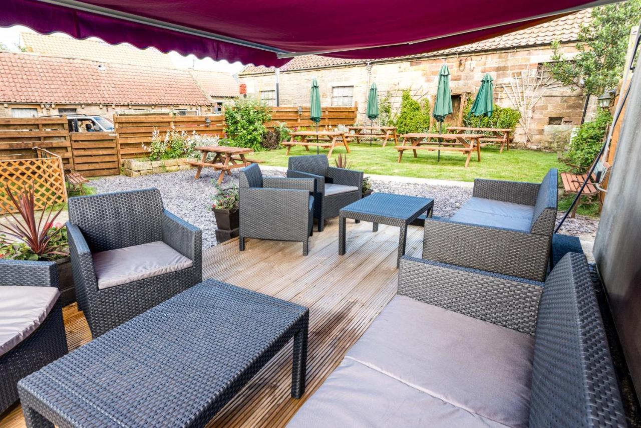 The Witching Post Inn Egton Esterno foto